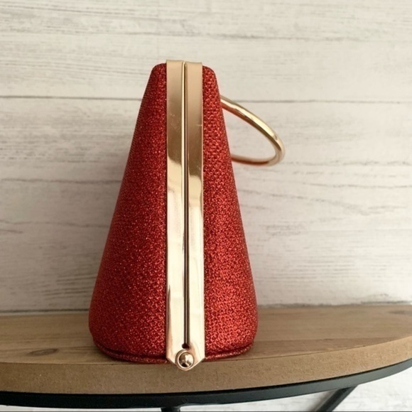 Alessia Red and Gold Bejeweled Closure Clutch Bag - Picture 3 of 12